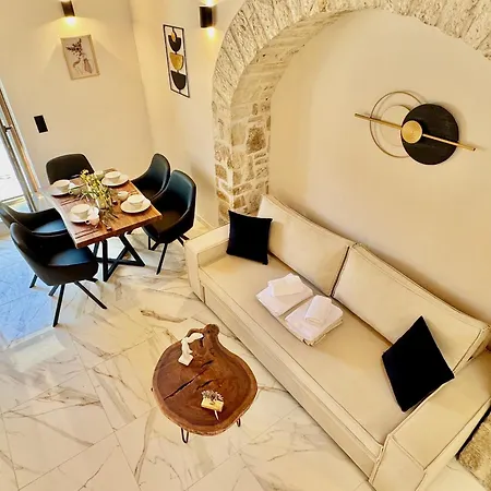Skouna Luxury By Dadovillas Апартаменты *