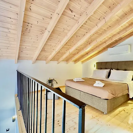 Skouna Luxury By Dadovillas Апартаменты *