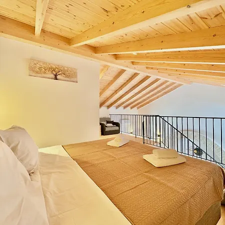 Skouna Luxury By Dadovillas * Roda (Corfu)